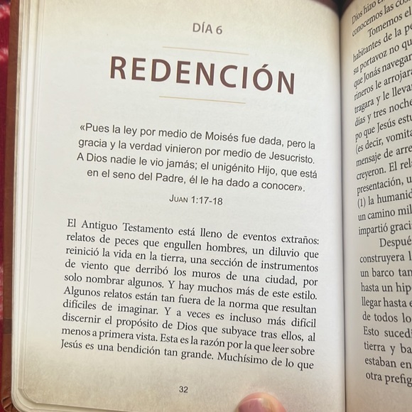 Book #1 Los Elegidos 40 Días con Jesus - Picture 3 of 7